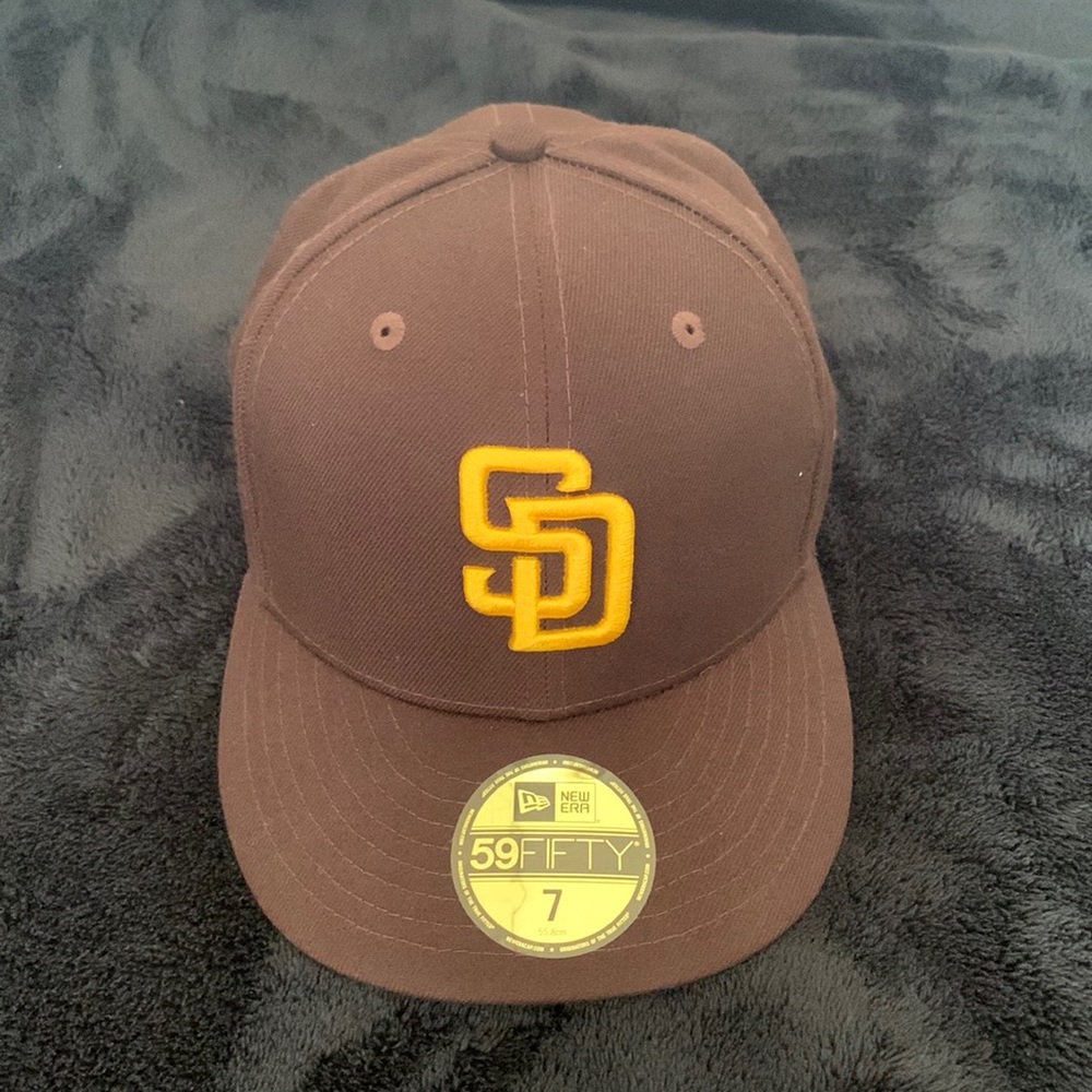 New Era San Diego Padres Fitted Hat | Size 7 | 55.8 cm